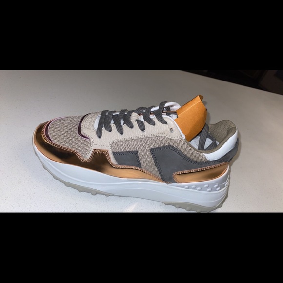 Tods - Picture 6 of 6